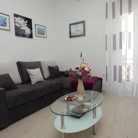 Luxury Apartman Stella *