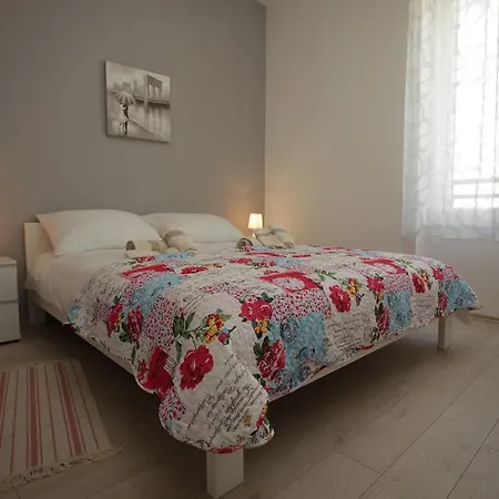 Apartamento Luxury Apartman Stella
